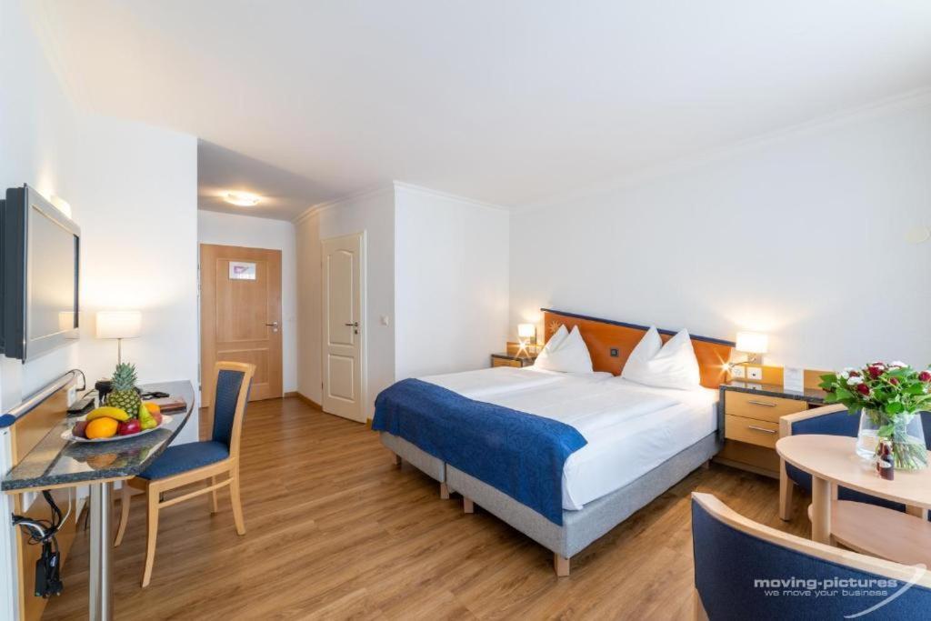 Camera Matrimoniale Superior con Letto Supplementare